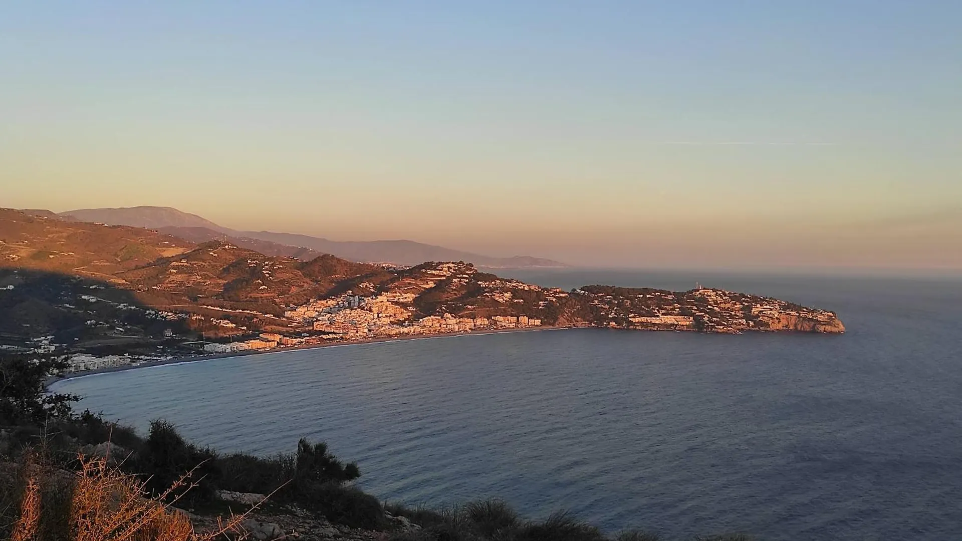 Apartamento Oasis La Herradura La Herradura  Spain